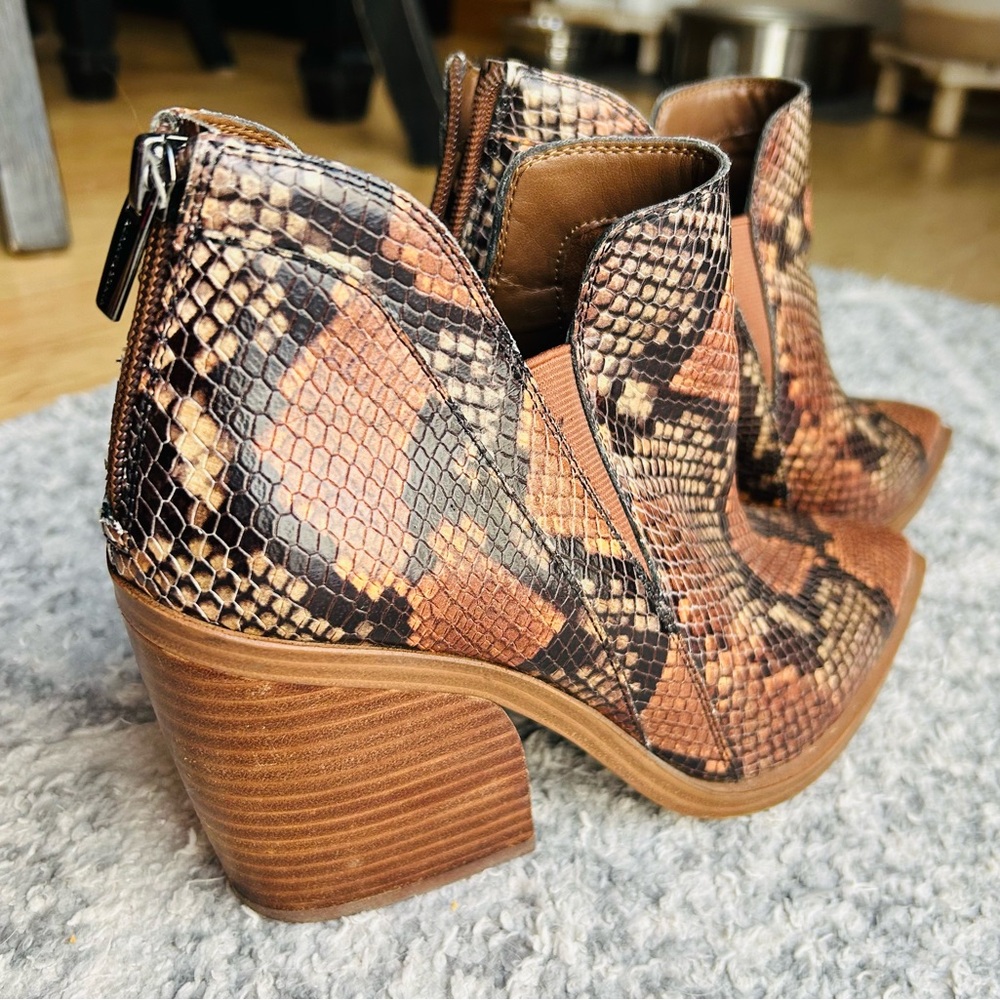 Vince Camuto Brown Snakeskin Ankle Booties - Picture 4 of 8